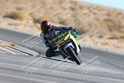 media/Jan-10-2025-CVMA Friday Practice (Fri) [[489e0da257]]/Group 4 and Trackday/Session 4 (Turn 16)/